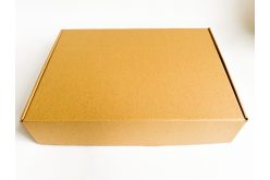 Коробка из крафт-картона 350*250*70мм