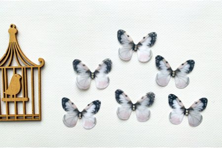 Бабочка двусторонняя из шифона бело-черная 50*40мм