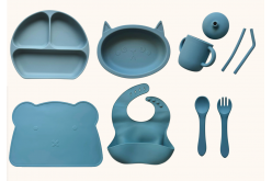 Набір дитячого силіконового посуду "Базовий з килимком. Котик"