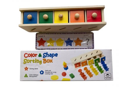 Розвиваюча іграшка-сортер 5 комірок "Геометричні фігури" з