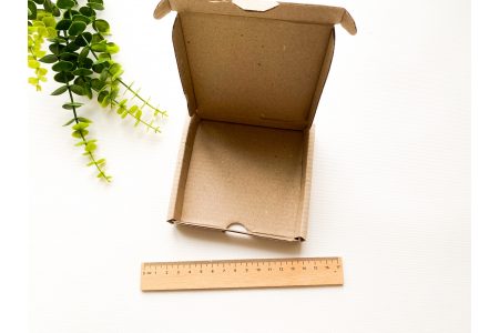 Коробка з крафт-картону 105*105*15мм