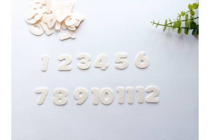 Вирубка "Цифри 1-12" з жорсткого фетру 27мм в асортименті